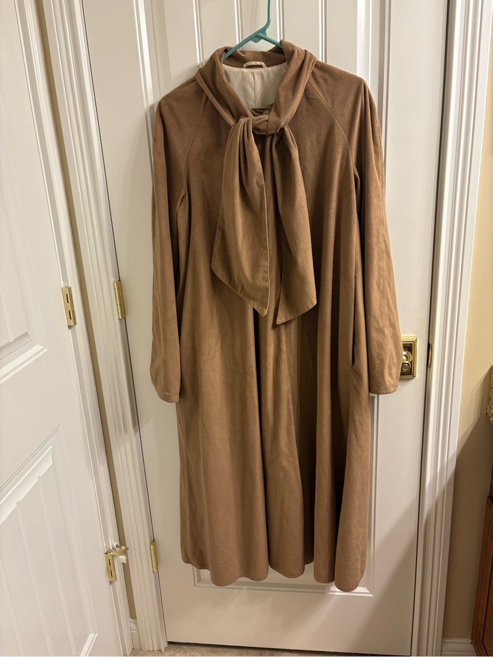 Vintage 70s Size 6 Judy Scates Cheetahsport Ultra suede Long Full Trench Coat